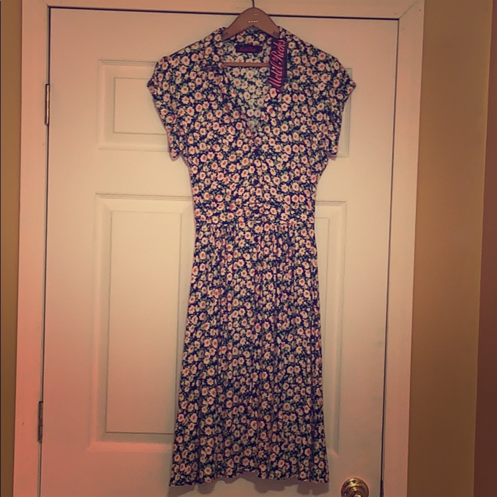 Gorgeous Vintage Look Day Dress!